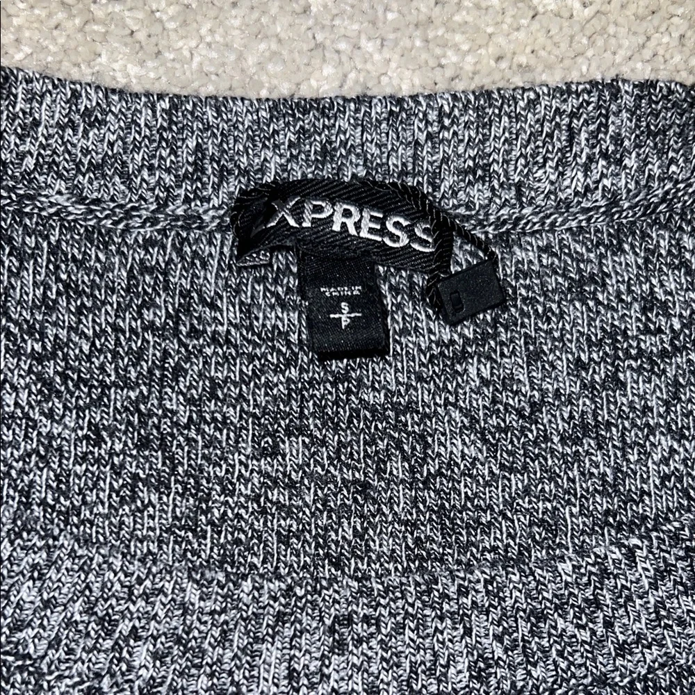 Express Women's Heathered Gray Crewneck Sweater - Picture 2 of 3